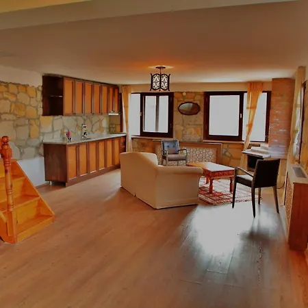 Farm stay The Mira House Ayvalik