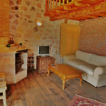Farm stay The Mira House Ayvalik