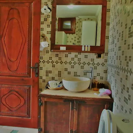 Farm stay The Mira House Ayvalik
